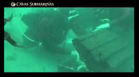 cavas submarinas dive video