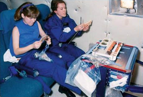 Testing food packaging in the Vomit Comet 460